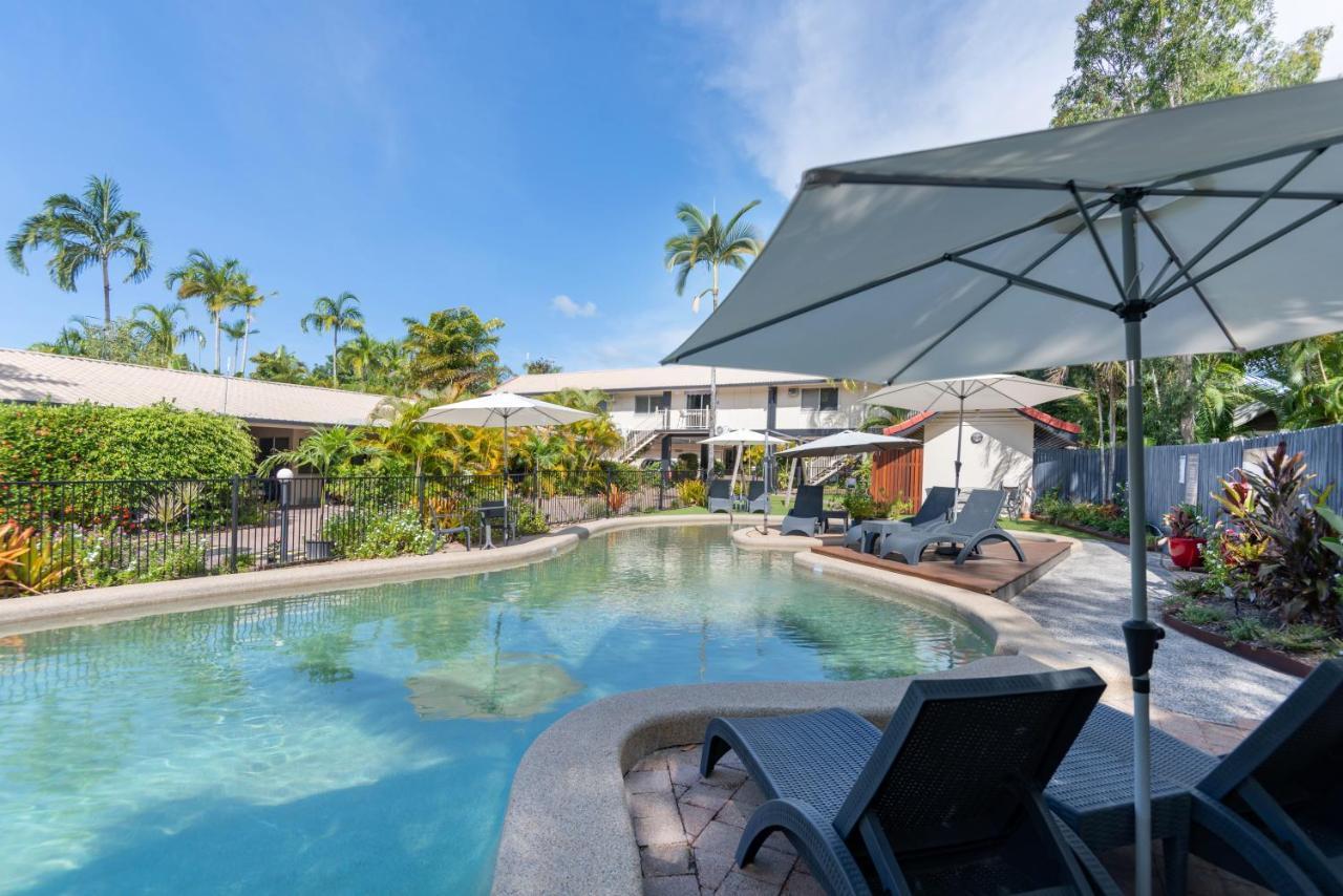 Lychee Tree Holiday Apartments Port Douglas Exteriör bild