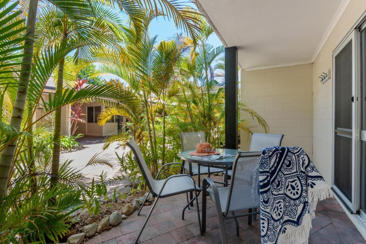 Lychee Tree Holiday Apartments Port Douglas Exteriör bild